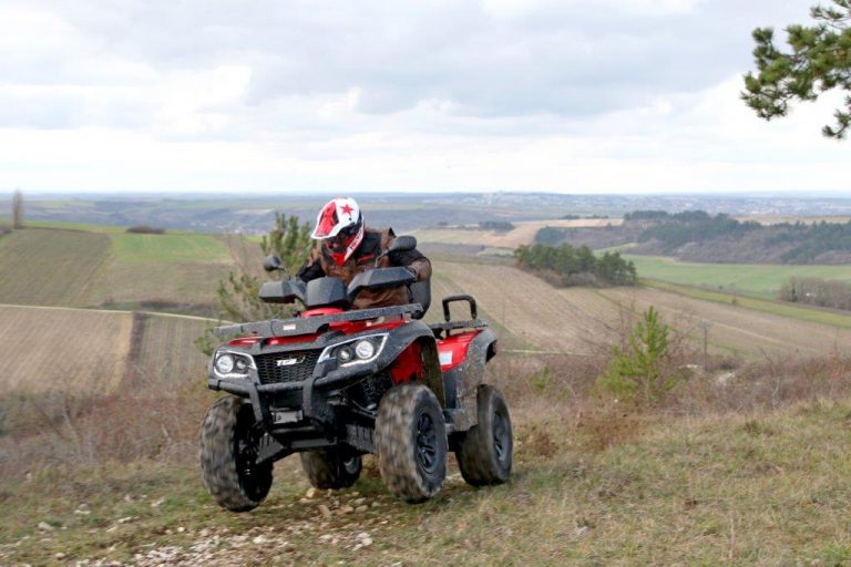 TGB Blade 1000 : Un gros baroudeur à moins de 10 000€ !