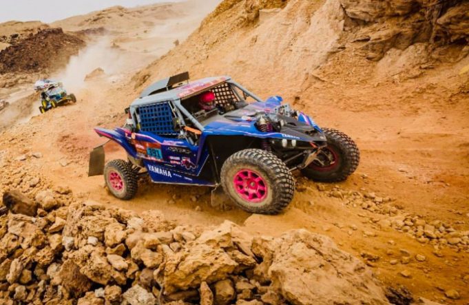 Dakar : rien n’arrête Camelia Liparoti, pas même le feu !